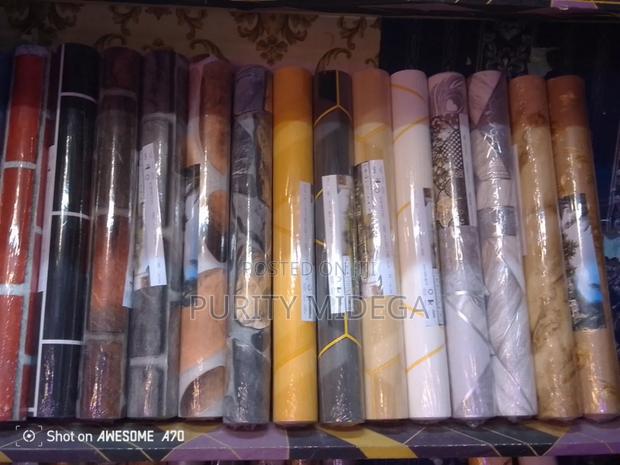 Decorative Wallpapers With Gold Patches - thumbnail 2