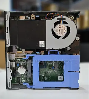 Desktop Computer Dell OptiPlex 7070 8GB Intel Core I5 SSD 256GB