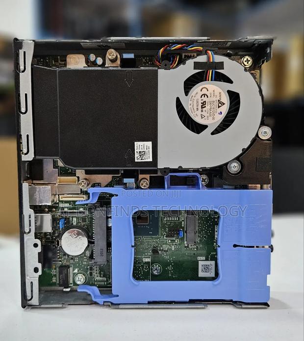 Desktop Computer Dell OptiPlex 7070 8GB Intel Core I5 SSD 256GB - thumbnail 3