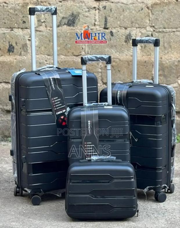 4 in 1 Luxurious Unbreakable Suitcase - main view