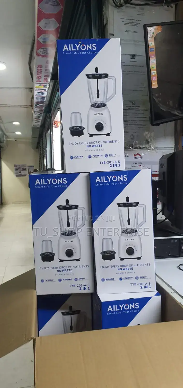 Ailyons Blender