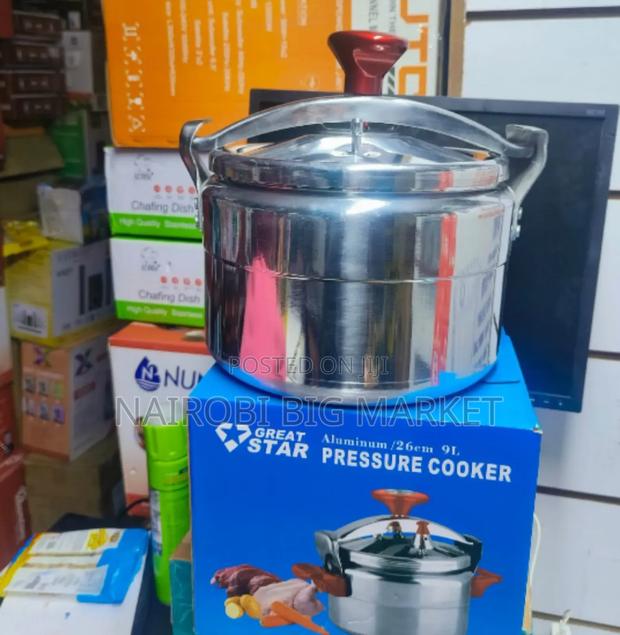 Aluminum 9 Litres Manual Pressure Cooker PC/M - main view
