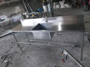 Stainless Steel Commercial Single Bowl Sink ) .