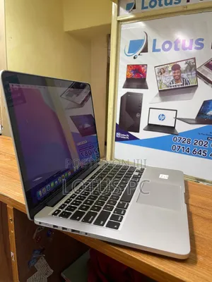 Laptop Apple MacBook Pro 2015 16GB Intel Core I5 SSD 256GB
