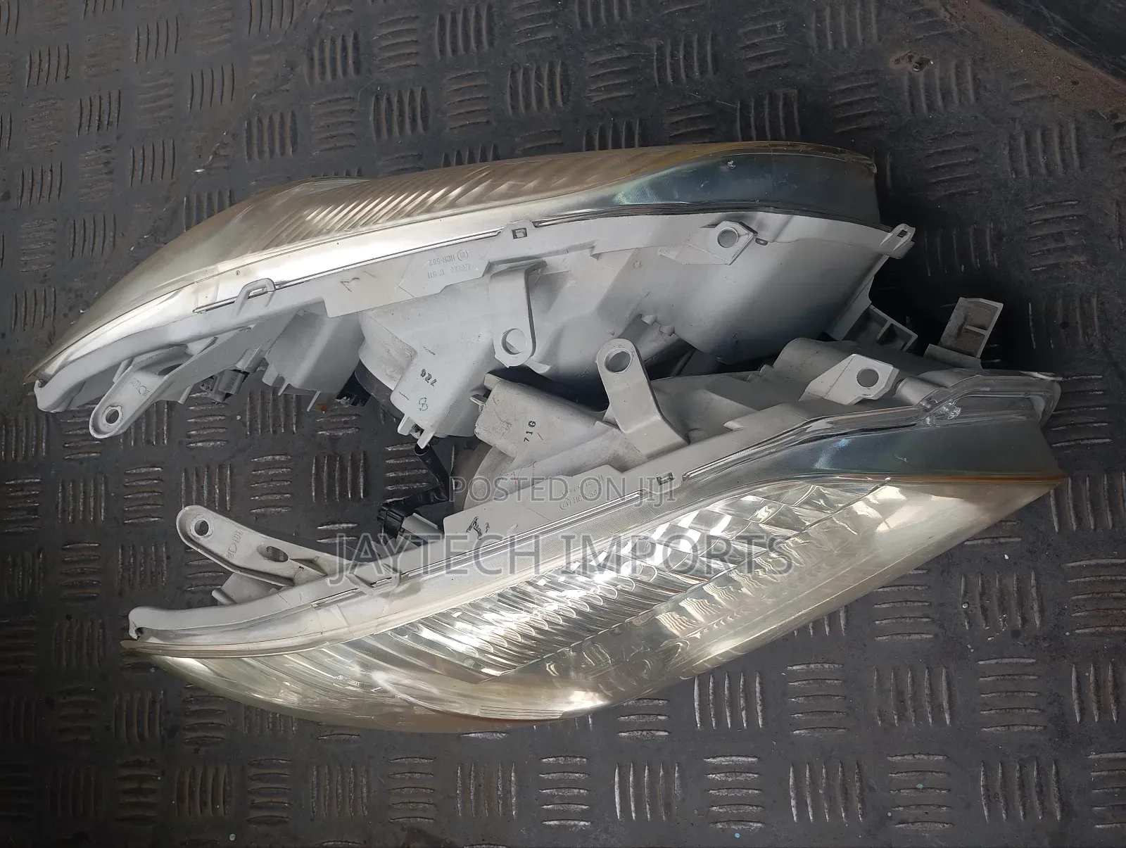 Fielder 2007 Non Xenon Headlight