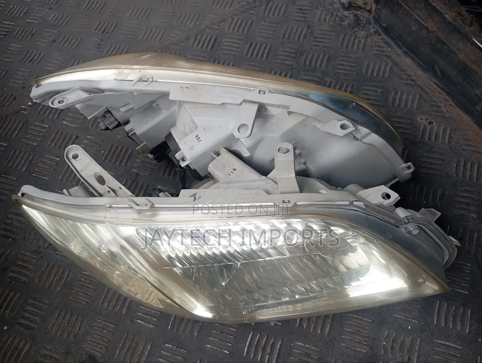 Fielder 2007 Non Xenon Headlight