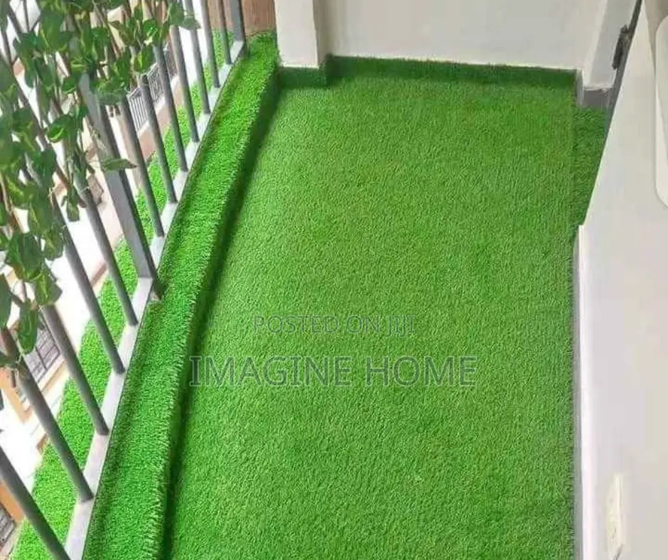 Back Balcony Home Decoration With Turf Green Grass Carpet