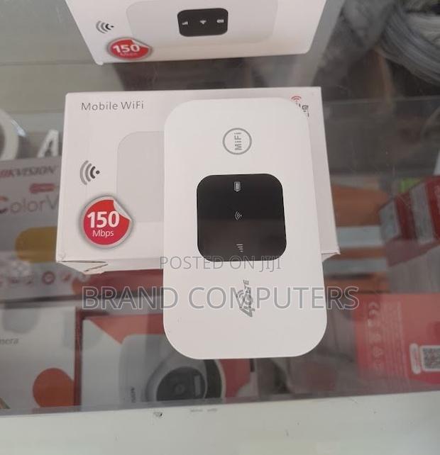 4G LTE Portable Wifi Router With SIM Card Slot
