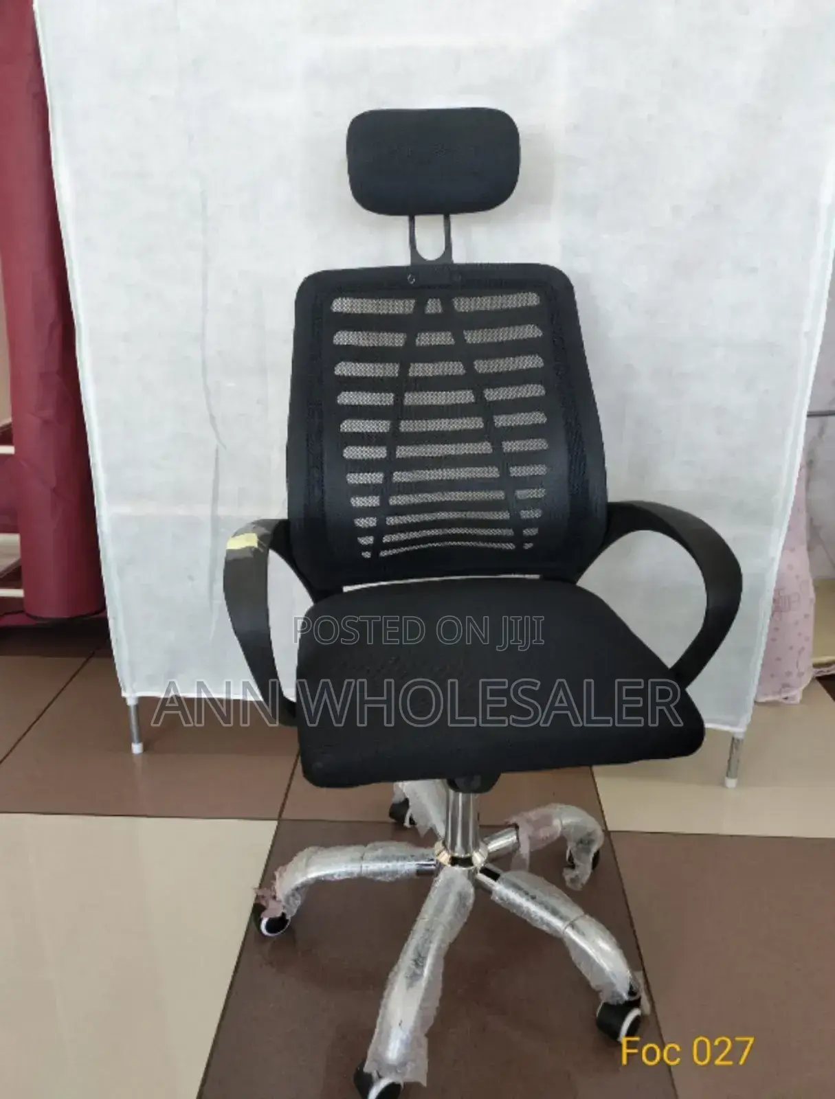 Secretarial Assembled Office Chair With Headrest FOC-OO6