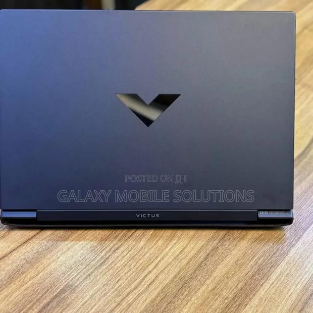 Laptop HP Victus 15 16GB AMD Ryzen 5 SSD 512GB - thumbnail 4