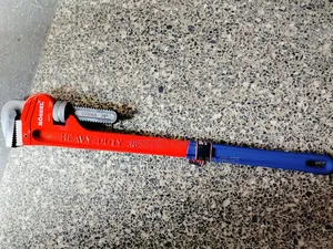 36" Heavy Duty Pipe Wrench (900mm)
