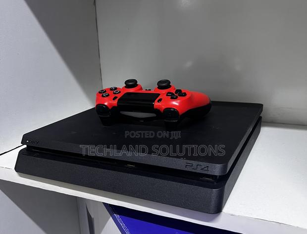 Home Used Chipped Ps4 Slim - thumbnail 3
