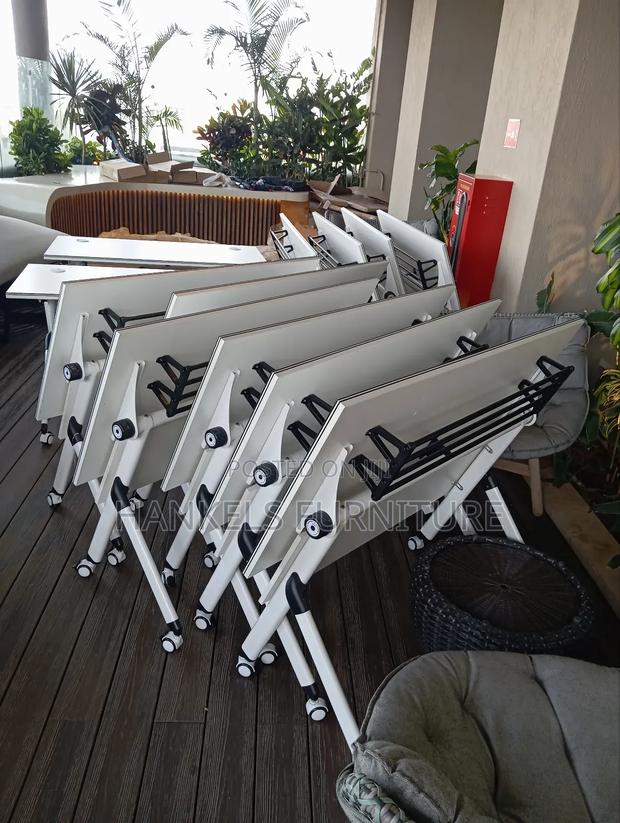 Foldable Movable Table - thumbnail 2