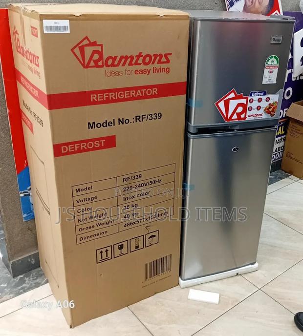Compact Reliable Ramtons 138l Refrigerator for Everyday Use - main view