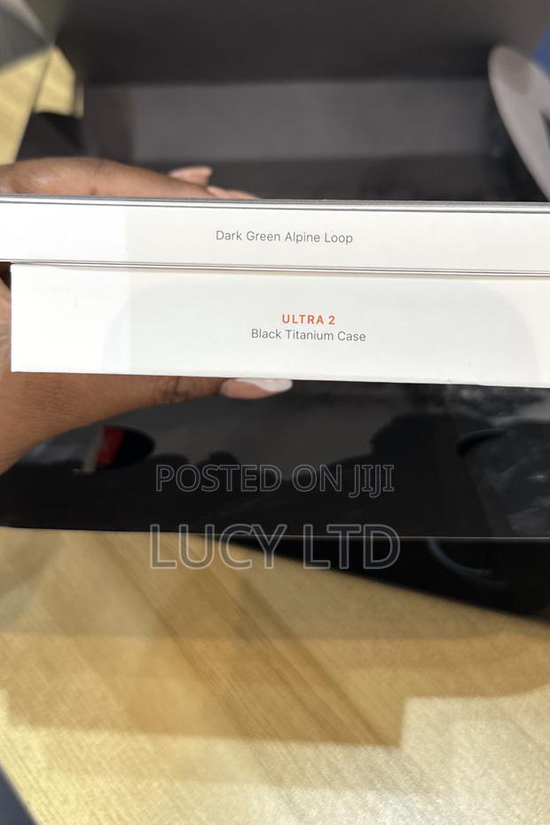 Apple Watch Ultra 2 (49mm) - thumbnail 3