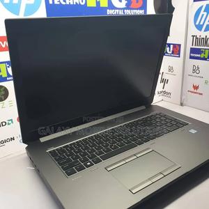 Laptop HP ZBook 17 G6 16GB Intel Core I7 SSD 512GB - thumbnail 2
