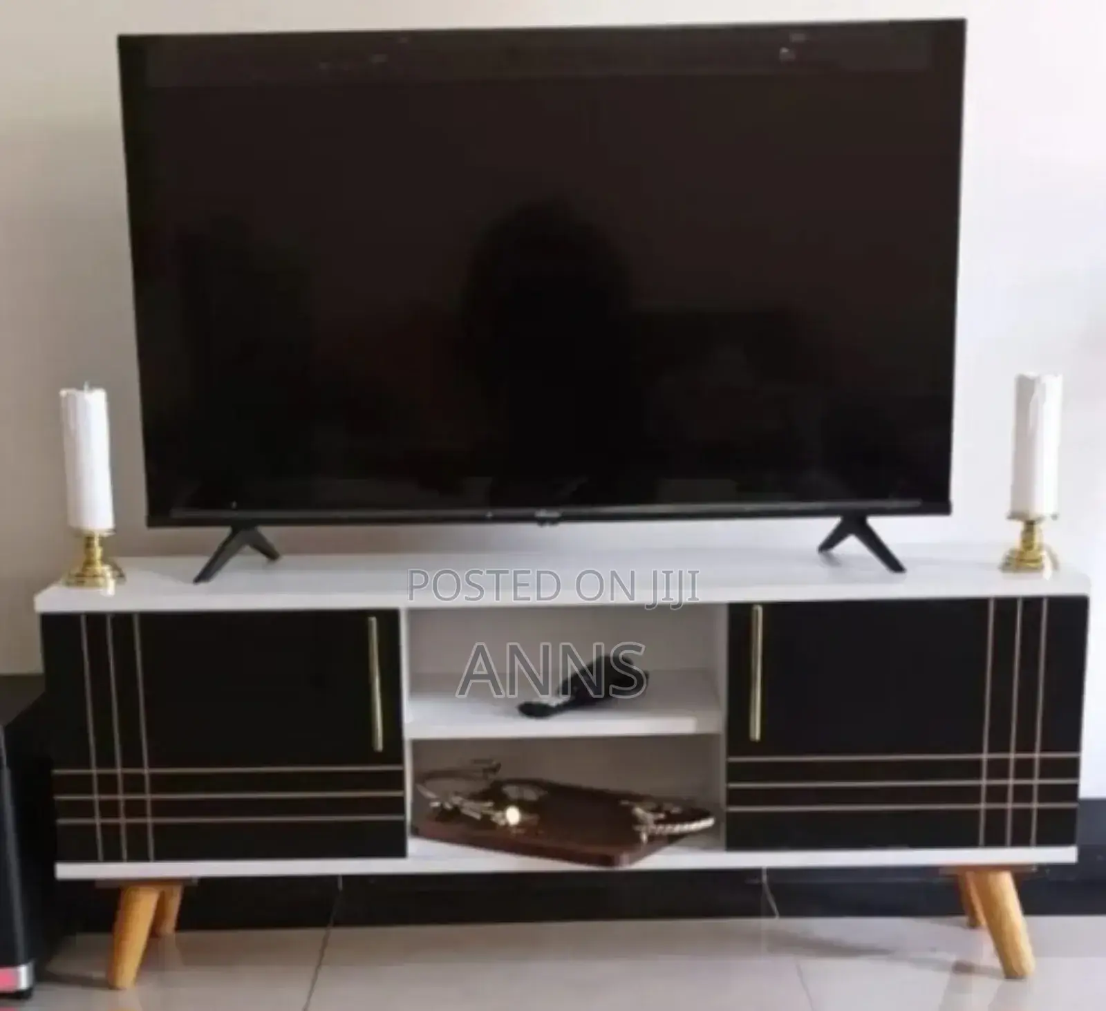 Sydney Amazing Television Stand