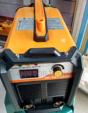 Dera Welding Machine 250A