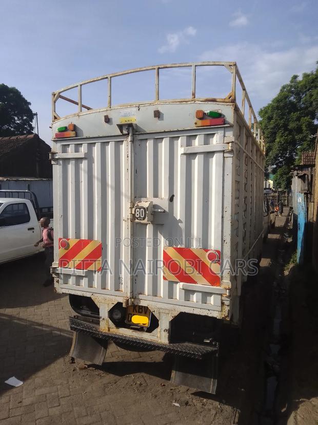 Mitsubishi Canter - thumbnail 5