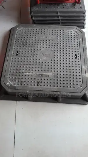 Reinforced Heavy-Duty Manhole Cover 600mm × 600mm