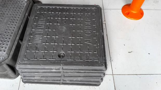 Light Duty 18"× 18" Manhole Cover. - thumbnail 2