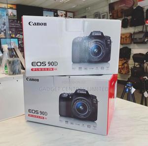 Canon EOS 90D 18mm - 135mm Lens - thumbnail 2