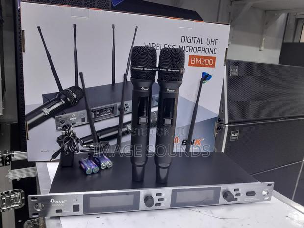 PA Microphone Wireless BM-200 With 4 Antennas - main view