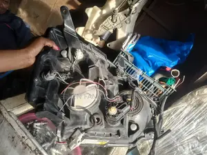 Voxy 2005 Headlight/Headlamp Xenon