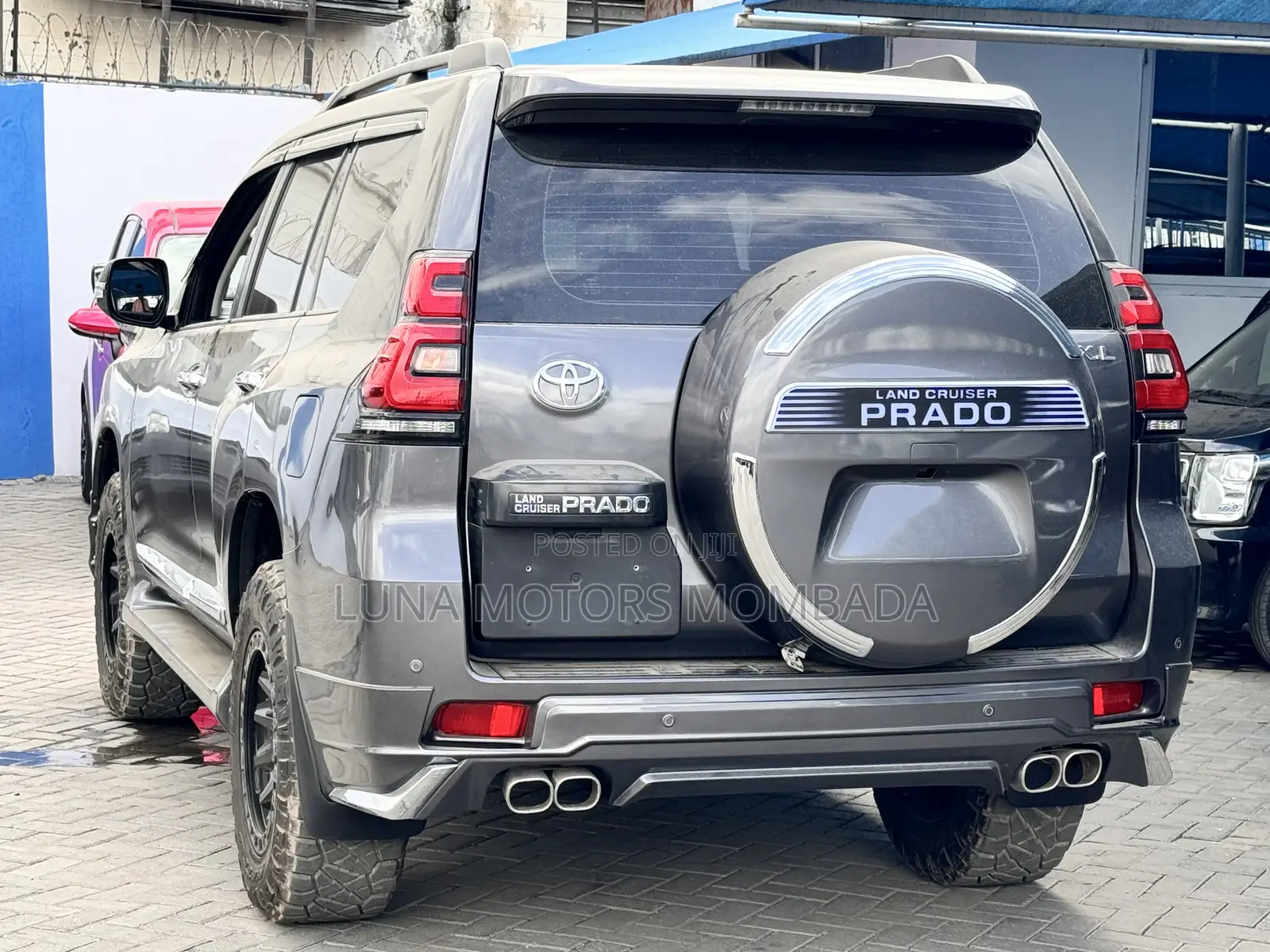 Toyota Land Cruiser Prado 2018 Gray