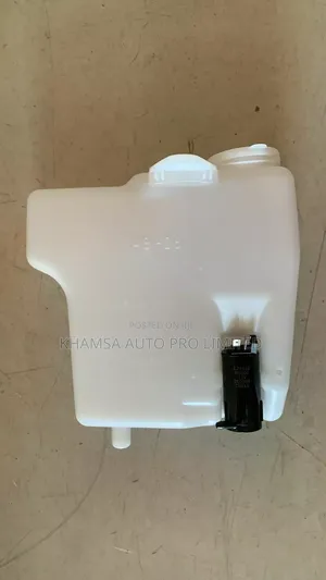 Toyota Hilux YN85 Washer Bottle