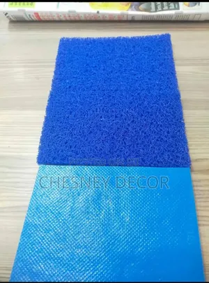 Spaghetti-Like Carpet