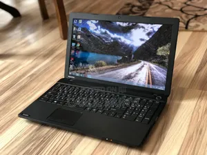 New Laptop Toshiba Satellite C55 8GB Intel Core i5 SSD 256GB