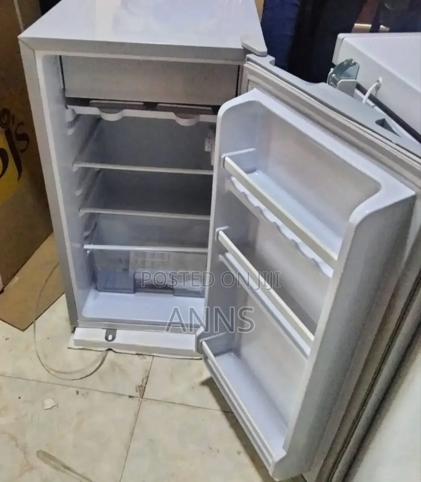 Ecomax 90L Defrost Single Door Fridge