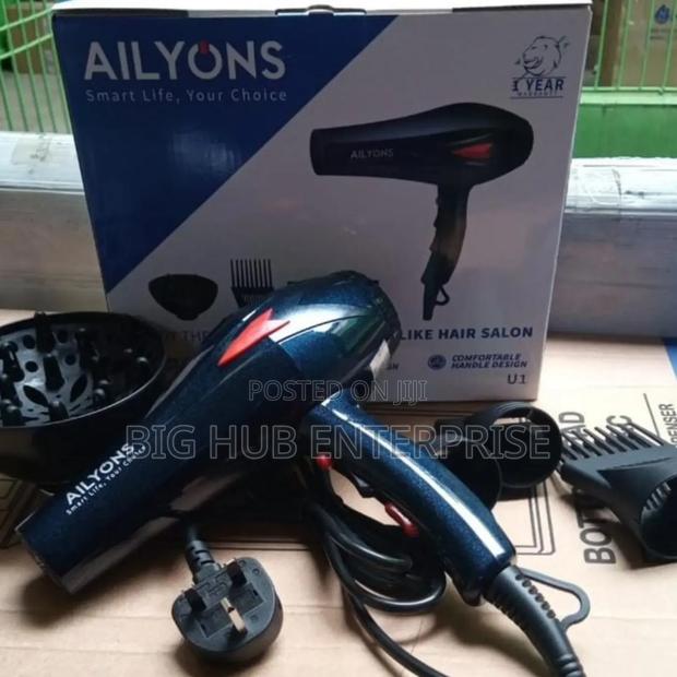 New In
 *Ailyons Blowdry With Accessories