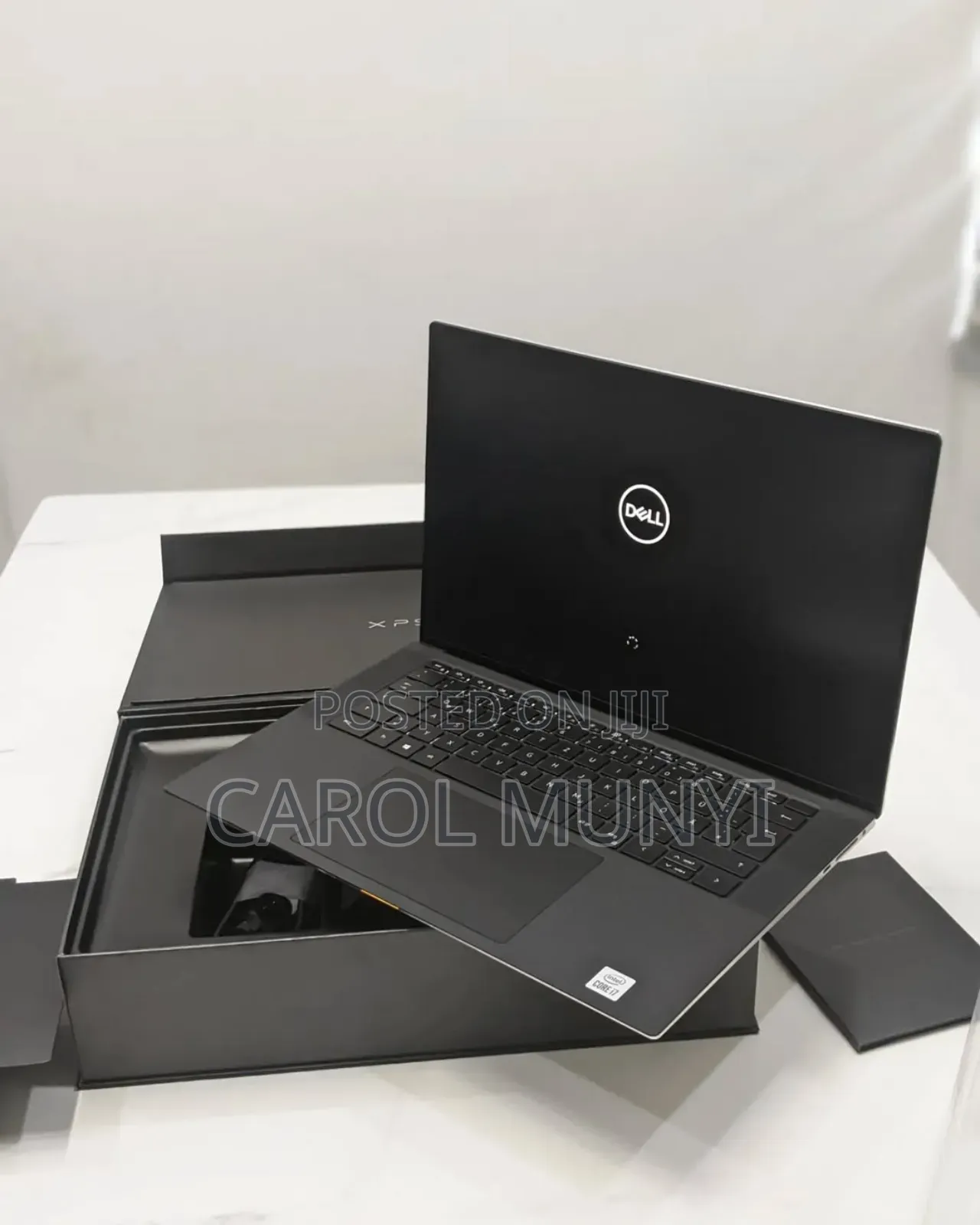 New Laptop Dell XPS 13 9365 8GB Intel Core i5 SSD 256GB