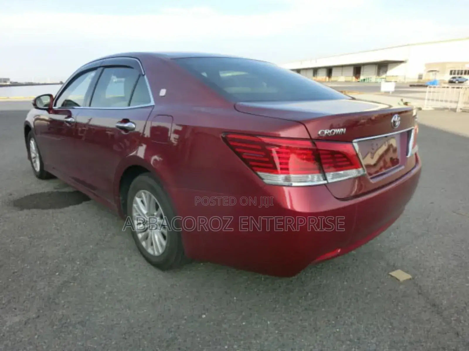 Toyota Crown 2017 Burgundy