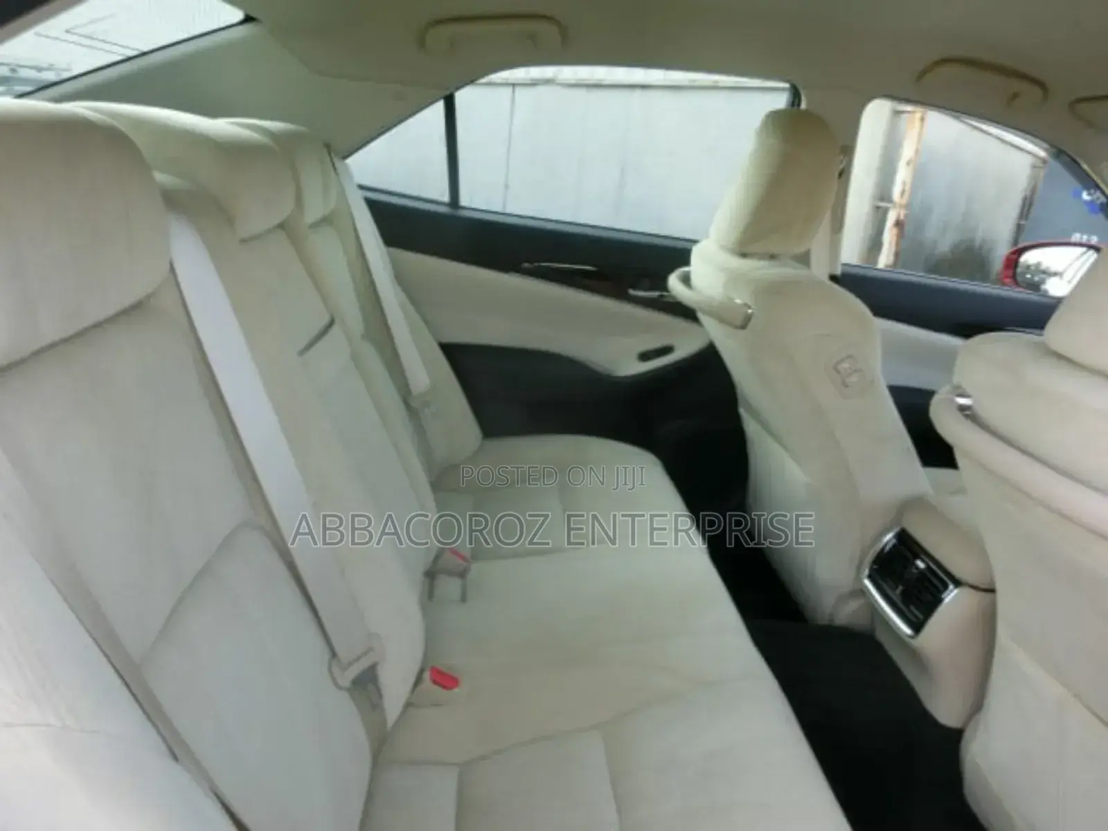 Toyota Crown 2017 Burgundy