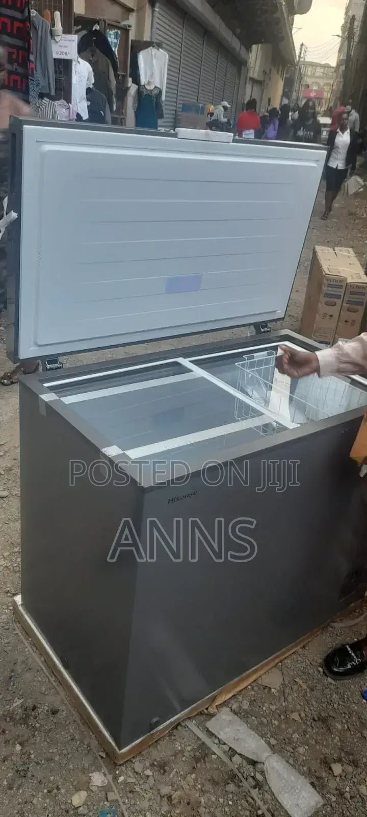 Hisense 245litres Deep Freezer