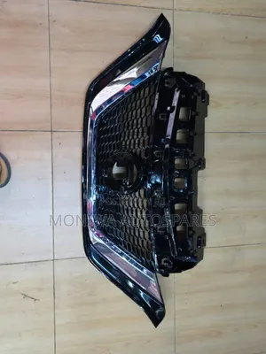 Grill Nissan Note 2018