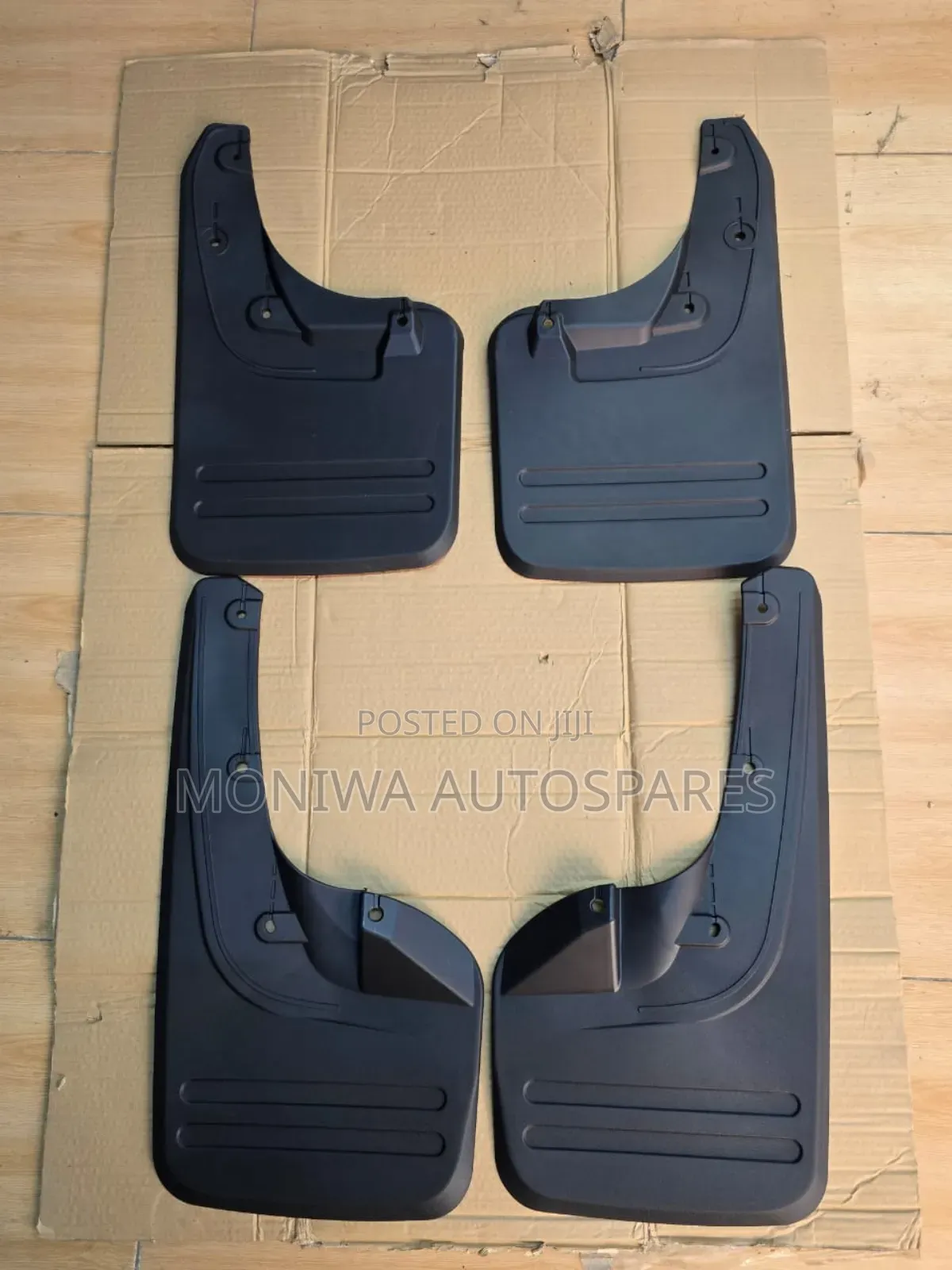Mudflaps Toyota Hilux 2wd