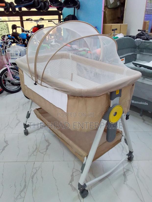 Baby Co-Sleeper Affordable Portable - thumbnail 3