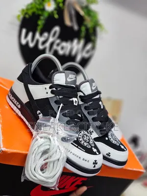 Chrome Hearts Dunks
