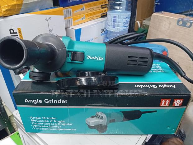 Heavy Duty Makita Angle Grinder - thumbnail 4