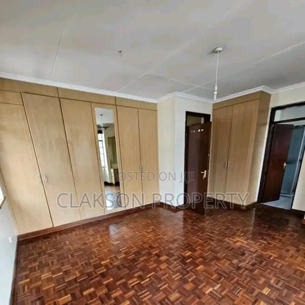 3bdrm Apartment in Lavington for sale - thumbnail 2