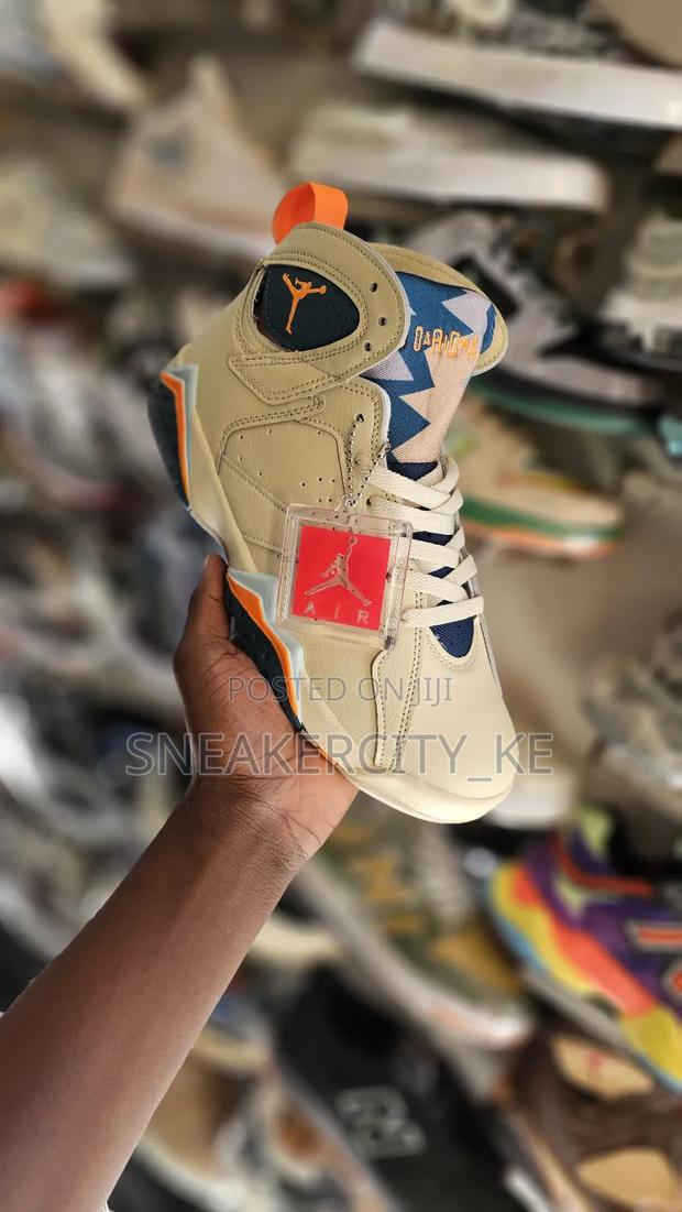 Air JORDAN 7 - main view
