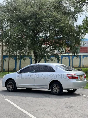Toyota Premio 2013 Silver