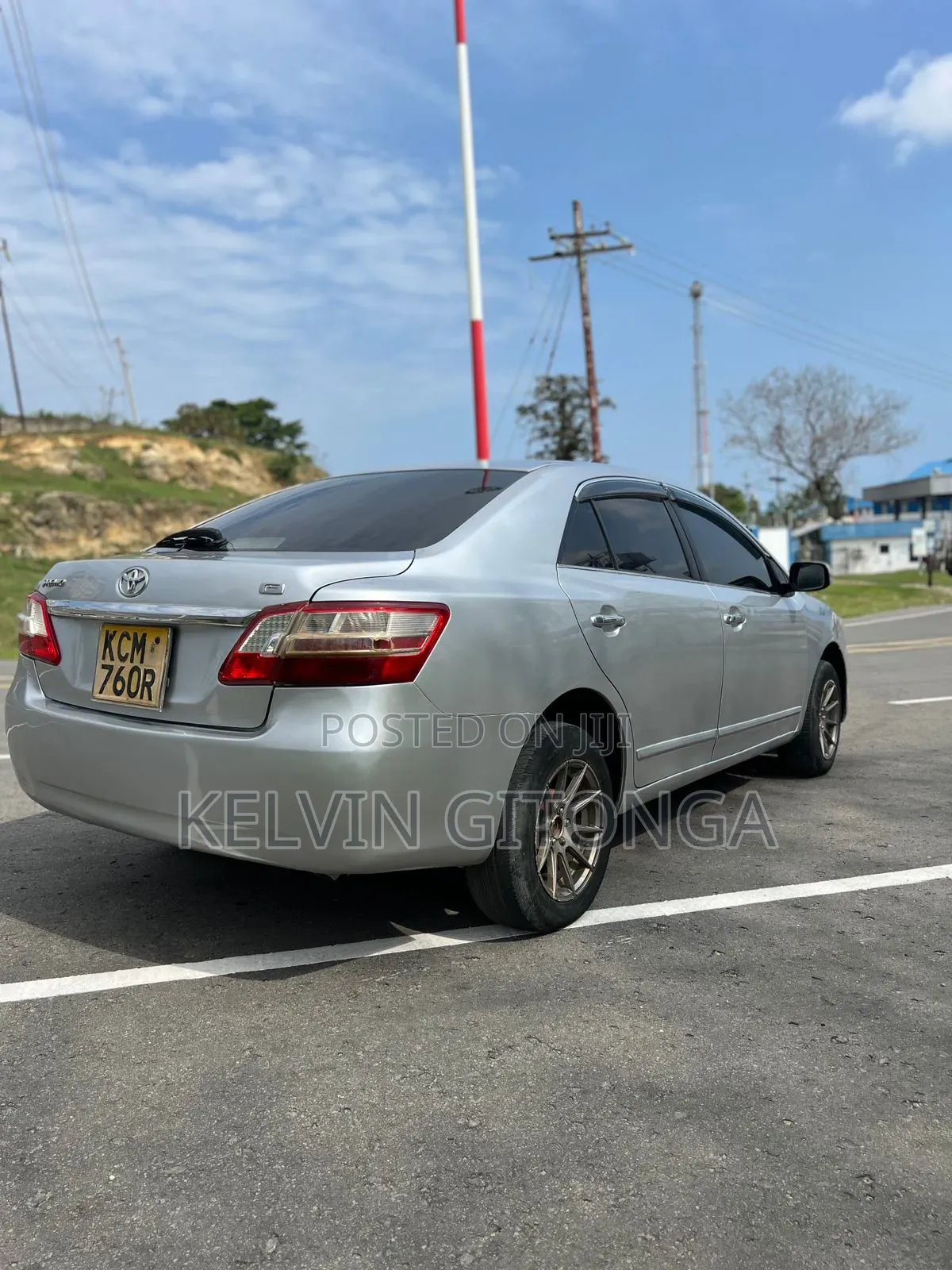 Toyota Premio 2013 Silver