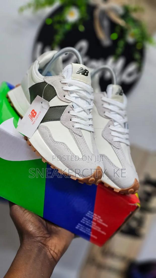 New Balance 327 - thumbnail 8