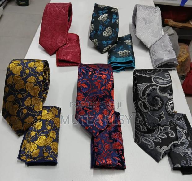 Gold,Yellow ,Silver Pink Executive Floral Tie Sets - thumbnail 3