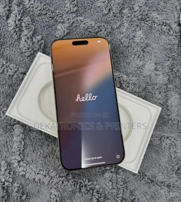 New Apple iPhone 16 Pro Max 512 GB Gray - main view